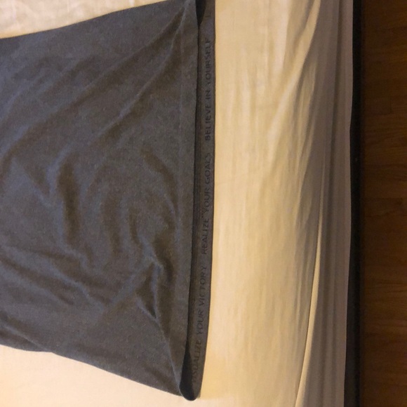 Lulu lemon vneck - Picture 2 of 3